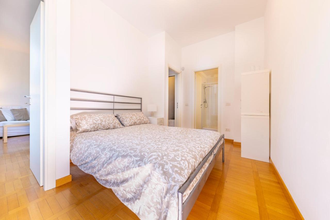 Luxury 1 Bedroom Navigli Loft ميلان المظهر الخارجي الصورة